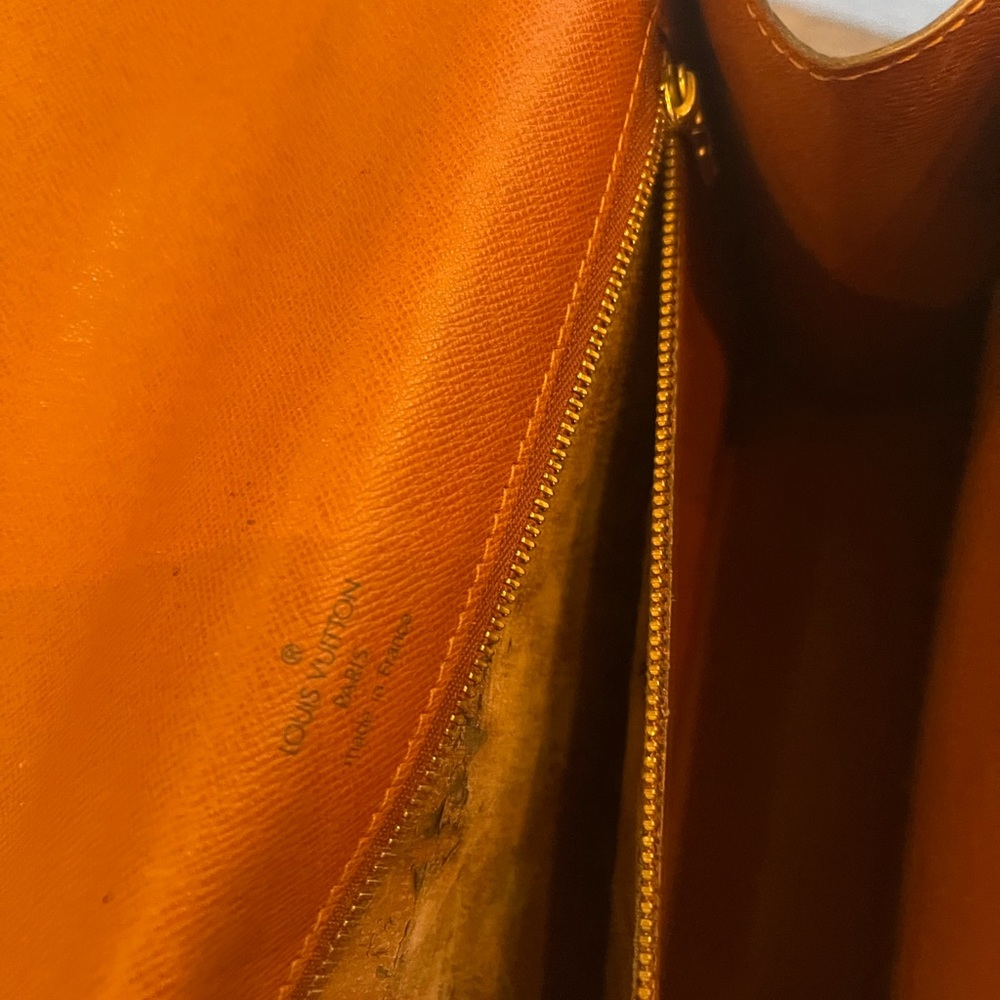 ✨Authentic Monceau Louis Vuitton Bag✨ - Picture 8 of 16